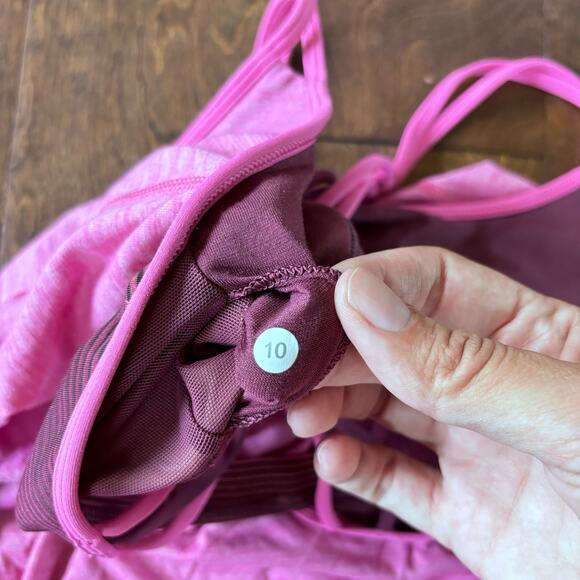Lululemon Women's Size 10 Lighten Up Tank Pink Purple Built in Bra - Picture 4 of 11